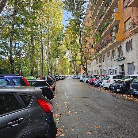 罗马Attico Per Quattro Persone Sulla Nomentana, Wi-Fi, Aria Condizionata公寓 外观 照片
